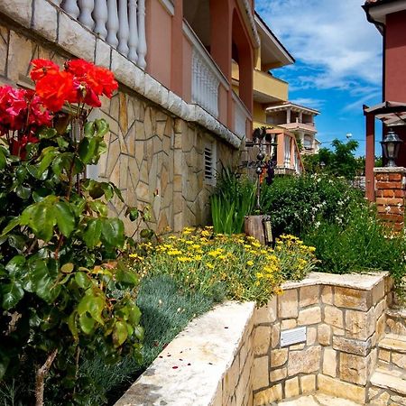 Kastell Apartments Лопар Экстерьер фото