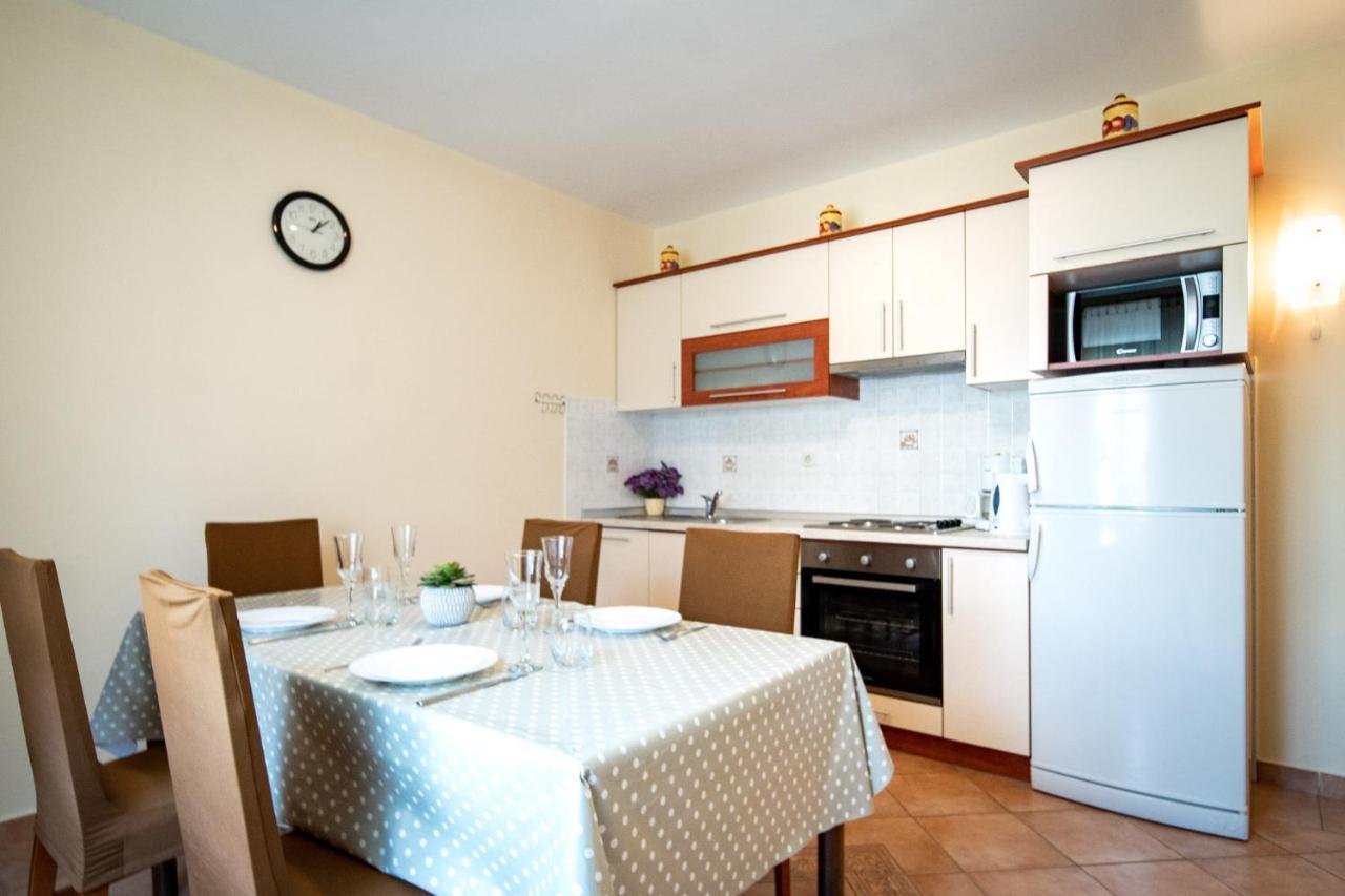 Kastell Apartments Лопар Экстерьер фото