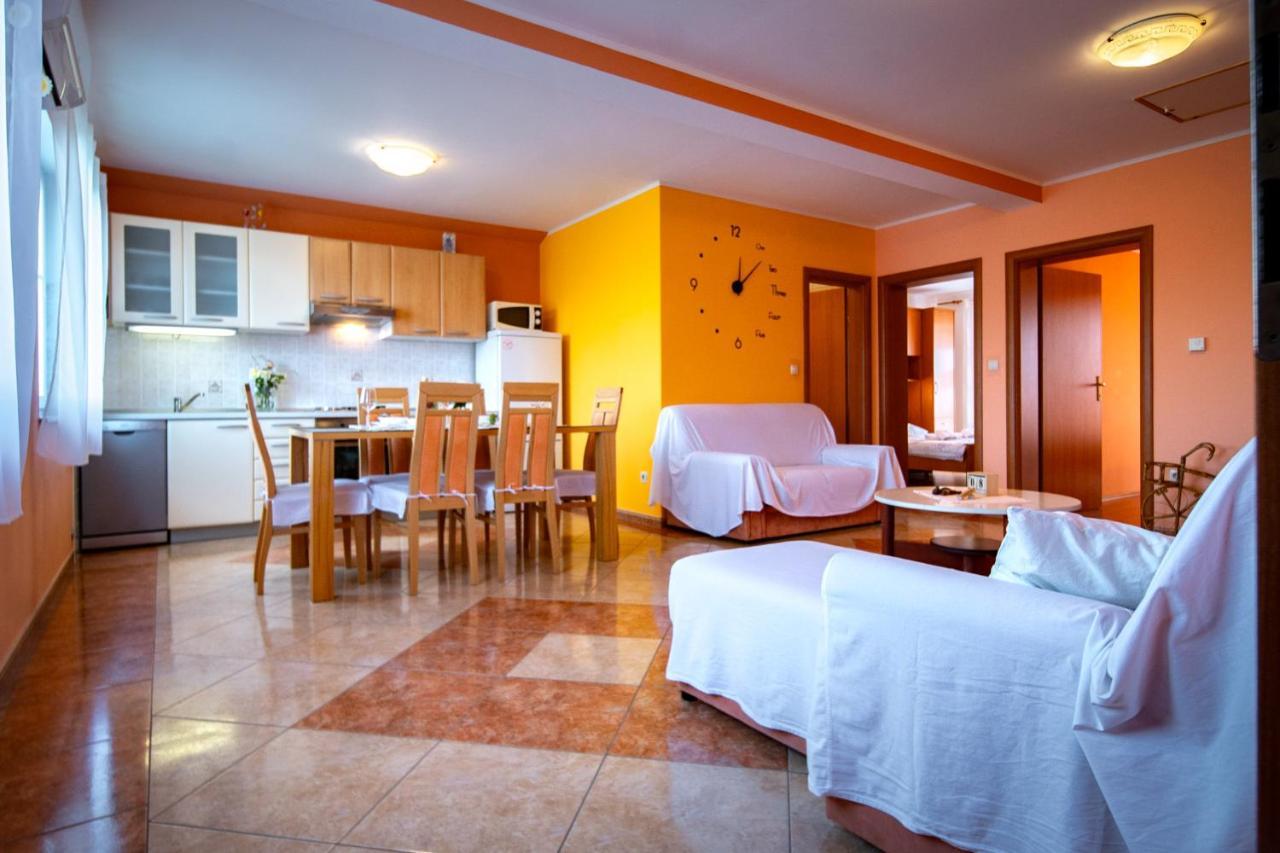 Kastell Apartments Лопар Экстерьер фото