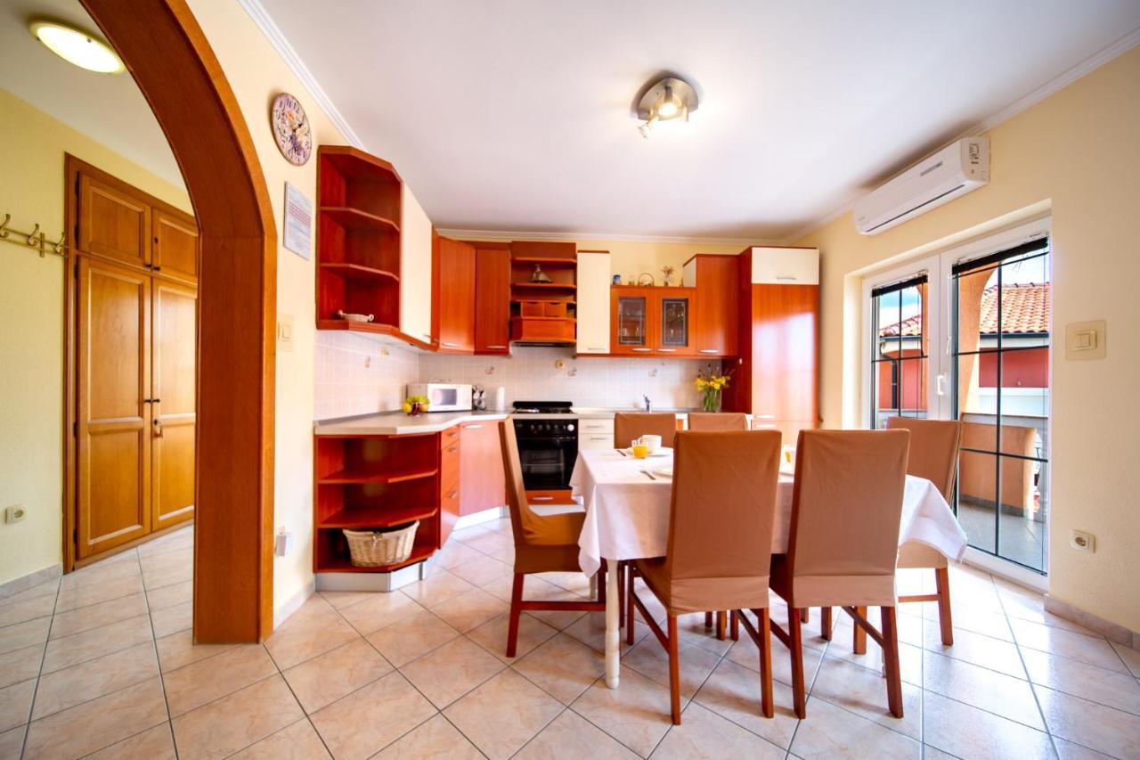 Kastell Apartments Лопар Экстерьер фото