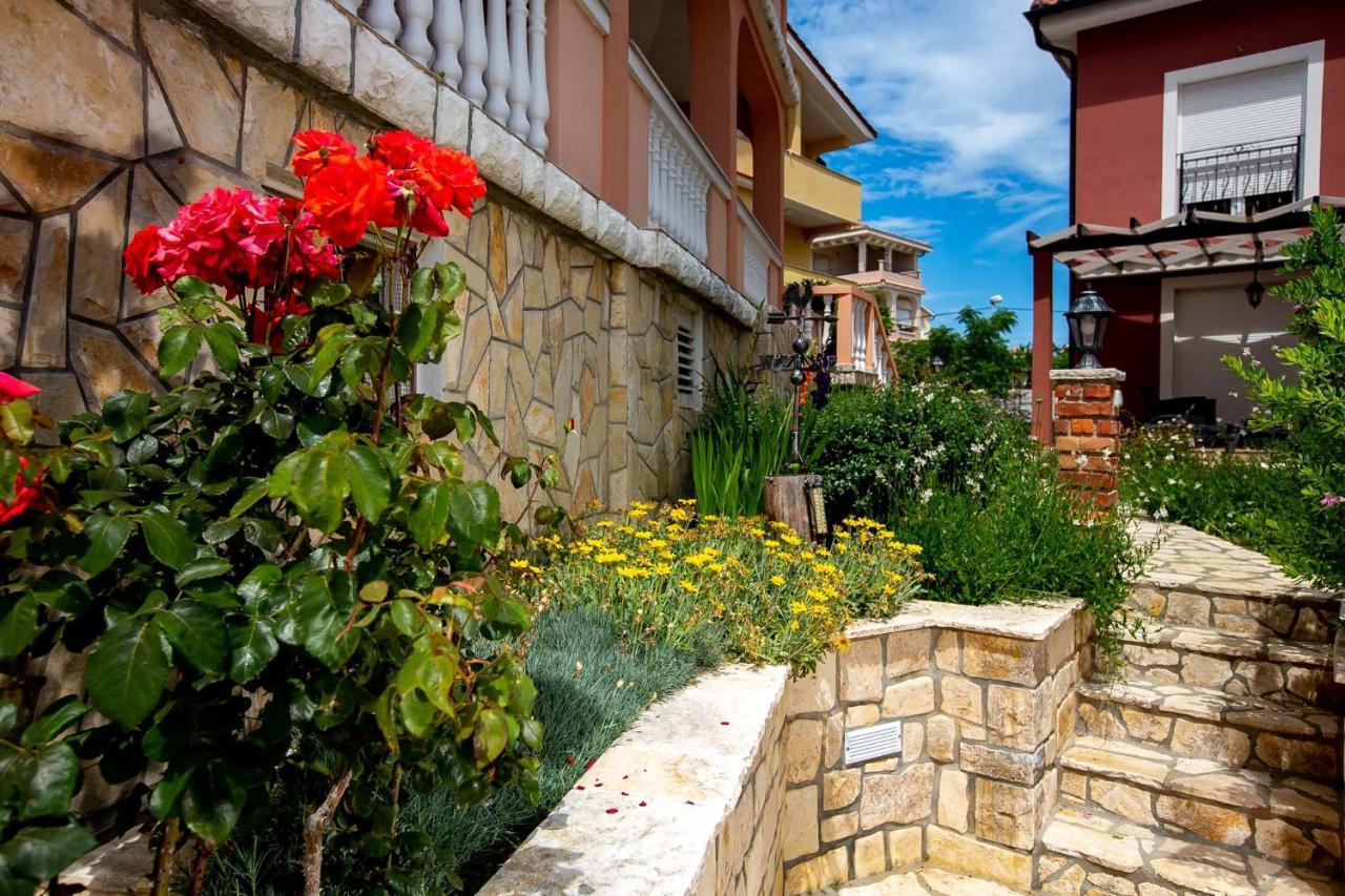 Kastell Apartments Лопар Экстерьер фото
